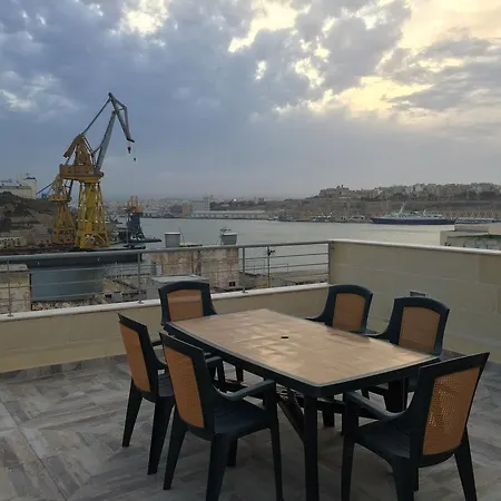 Apartment Senglea Apartments *